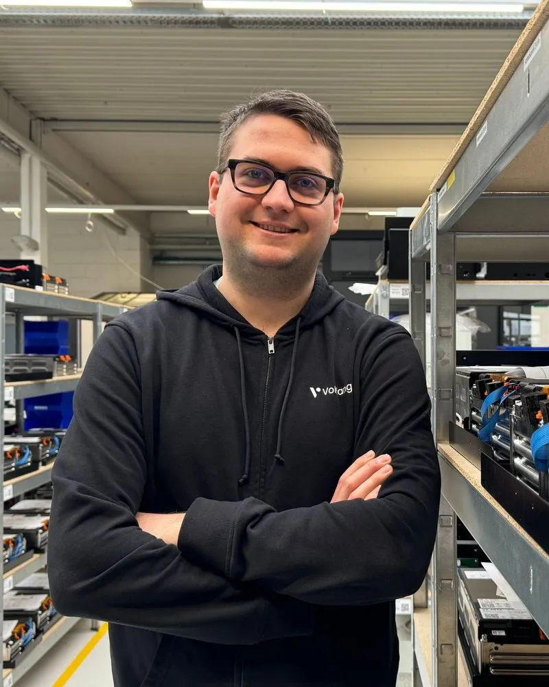 Max from Voltfang in the battery production hall